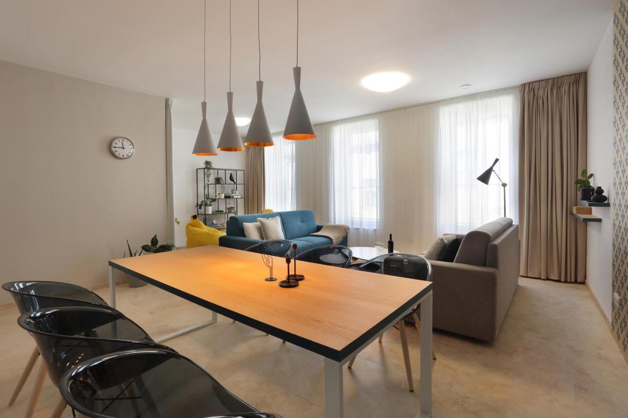 Apartmany Omega Lanškroun Exteriör bild