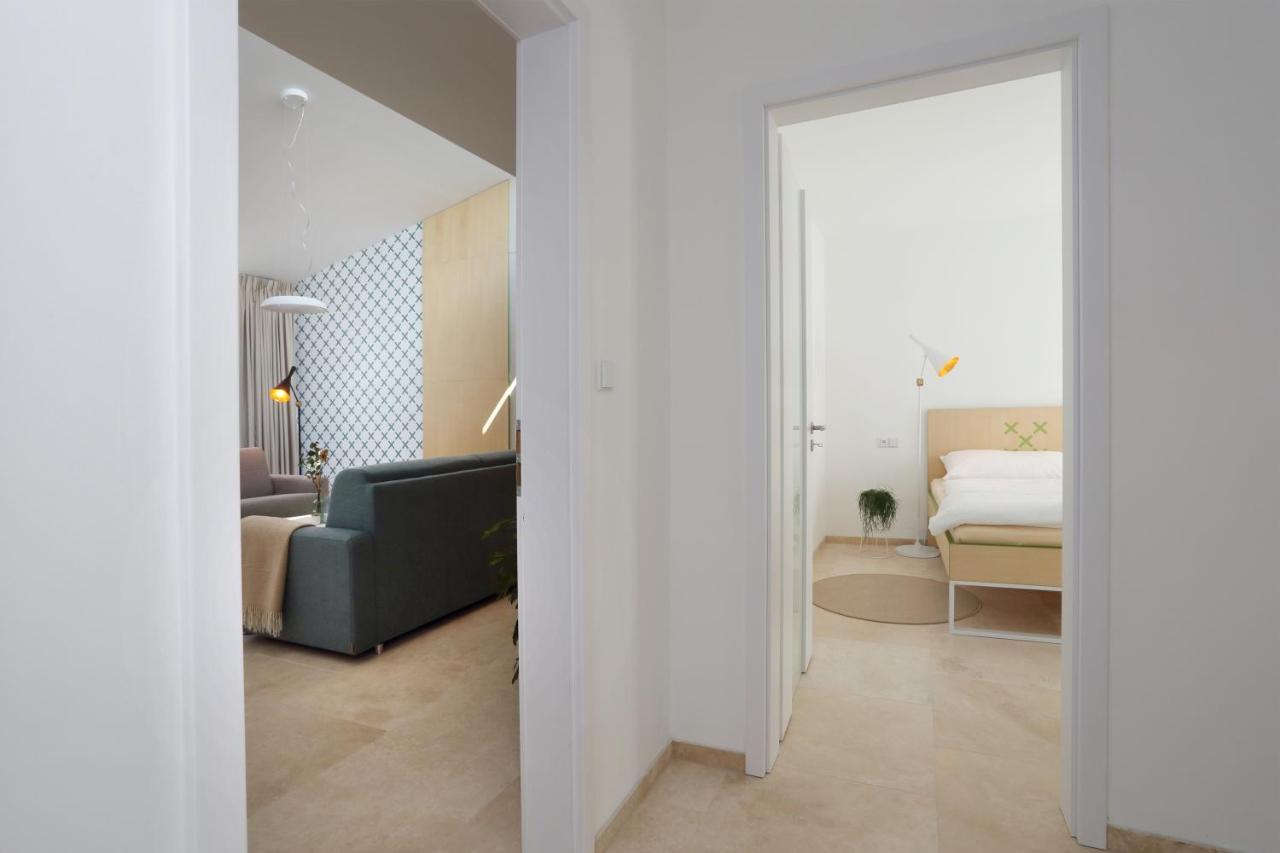 Apartmany Omega Lanškroun Exteriör bild