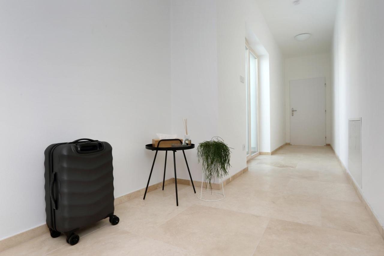 Apartmany Omega Lanškroun Exteriör bild
